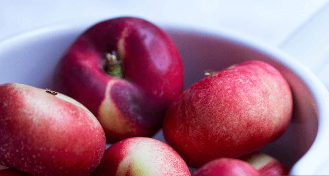 Image of Nectarines, flat