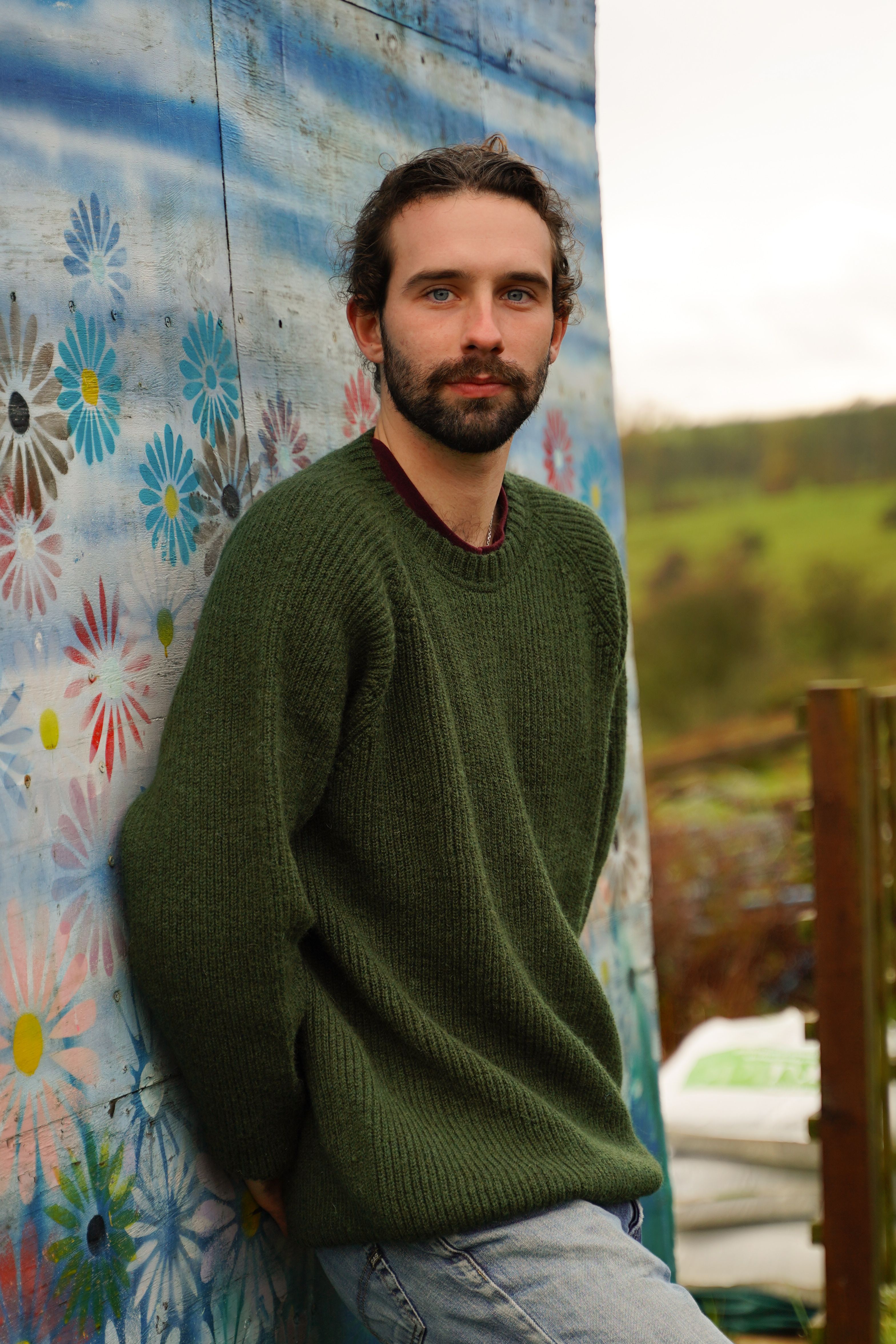 Izzy Lane Men's Sweater - Dark Olive