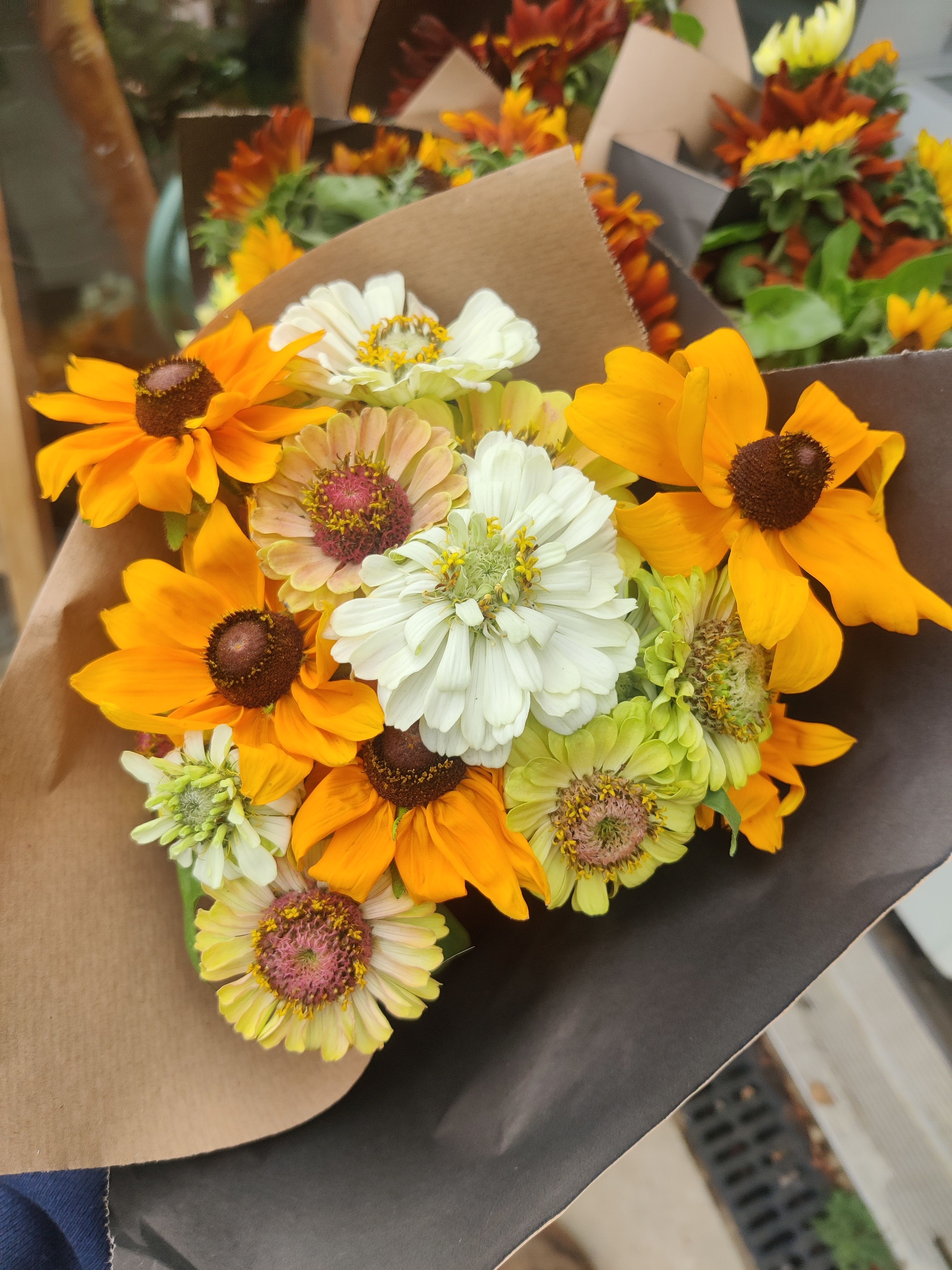 Flowers (Medium Bunch)