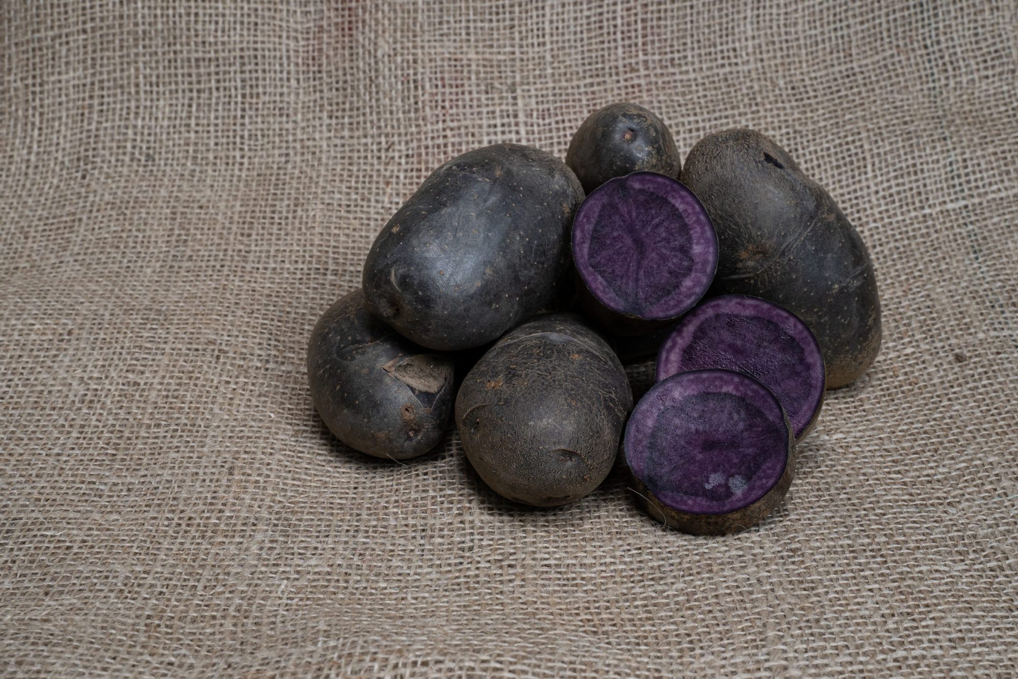 Organic Vitanoire Purple New Potatoes: 500g