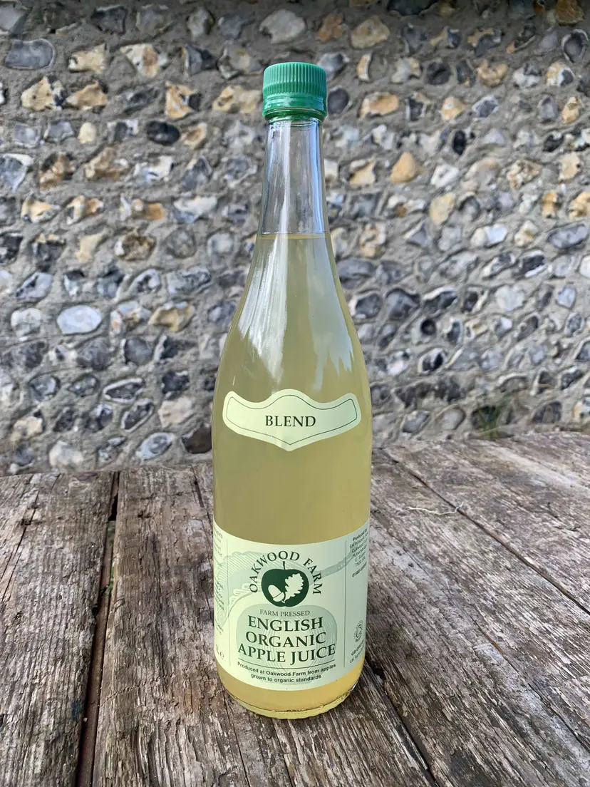 Image of Oakwood Organic Apple Juice Blend: 1L