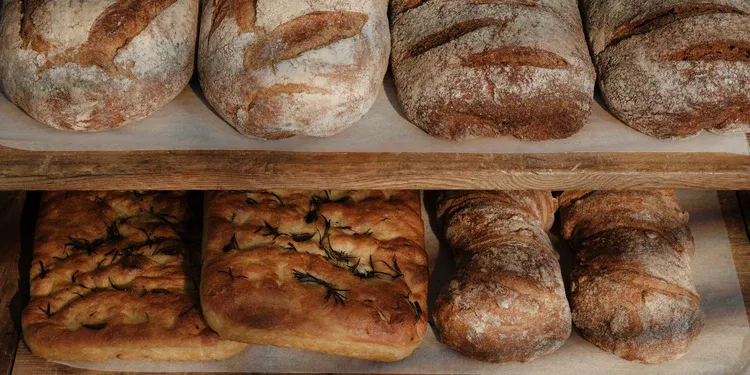 Image of Classic White Yeasted Tin Loaf 800g