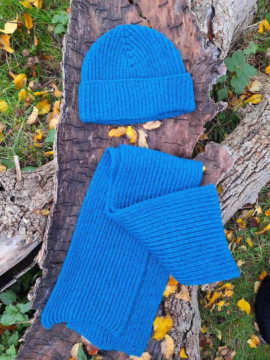 Dark Turquoise Blue Beanie and Scarf Set