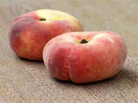 Peaches, flat