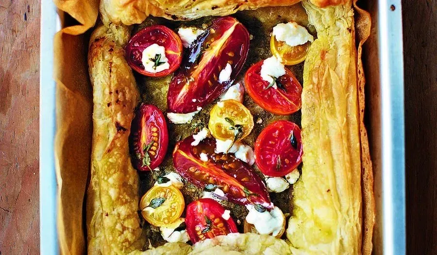Image of Tomato, pesto and goat’s cheese tart